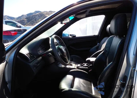 2004 BMW 330I z USA, uszkodzony, nr VIN WBAEV53414KM34034